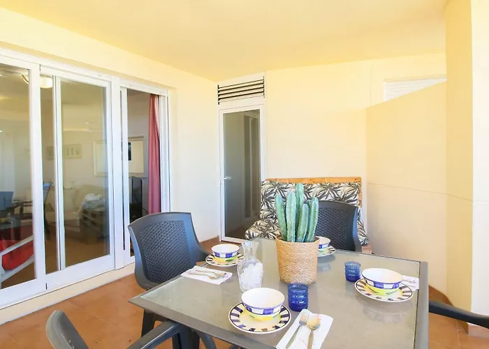 Residencial Playa Sol Iii By Carlosferien Lägenhet *